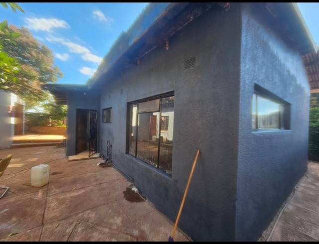 3 BEDROOM PROPERTY TO RENT IN SIBASA